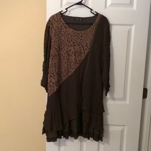 Boutique Tunic in Chocolate
